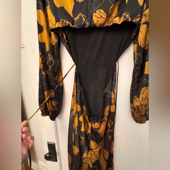 Astr Quinn Floral Cutout Midi Dress in Black Mustard - Picture 6 of 8